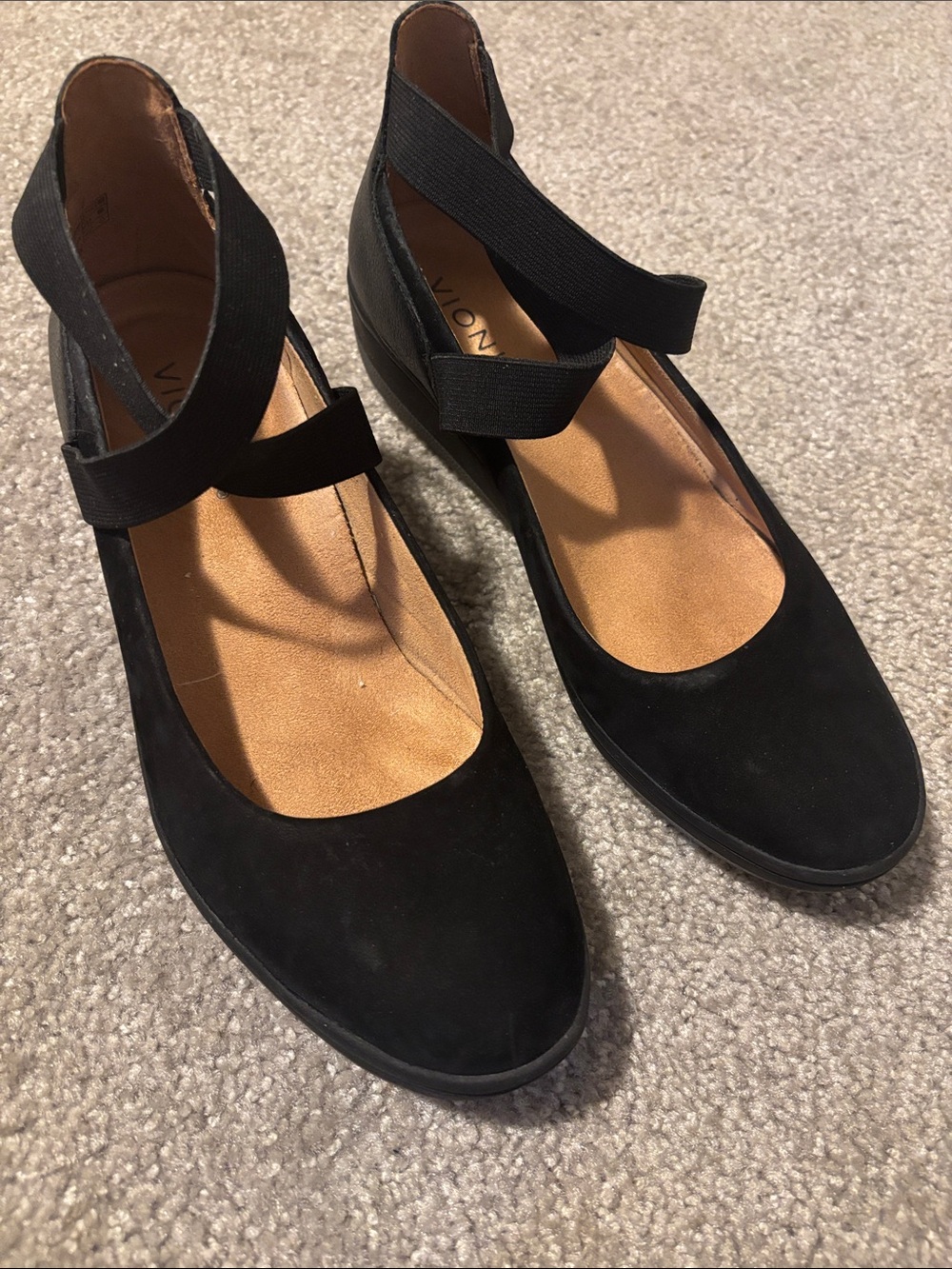 Black Ankle-Strap Women's Flats - Comfortable Vionic